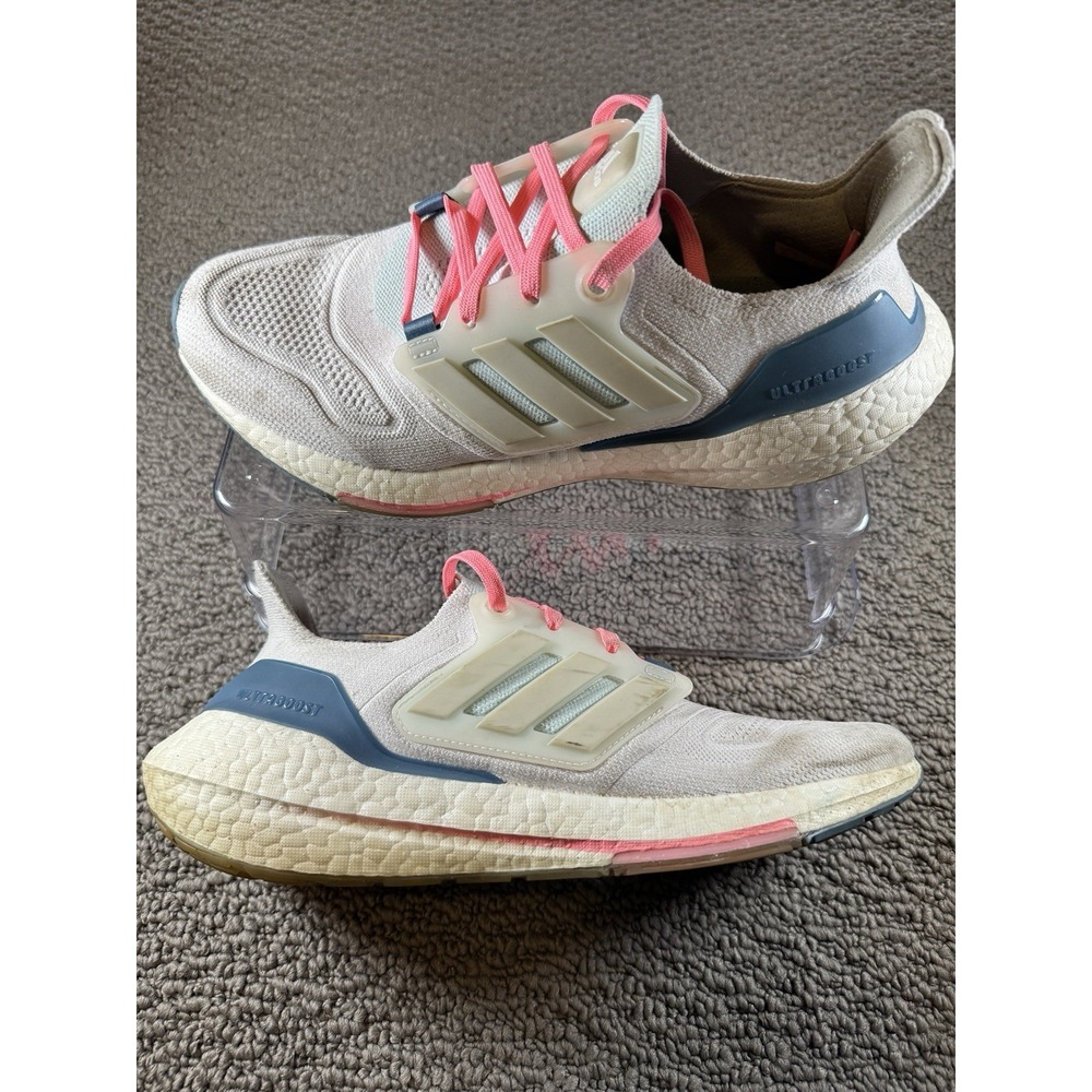 Adidas GX5929 Ultra Boost 22‎ Sneakers Road Running Shoes Lace Up Women 9.5
